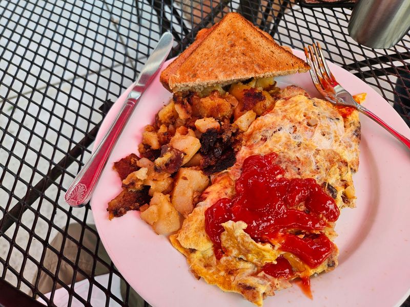 Pancakes And Omelets That Steal The Show