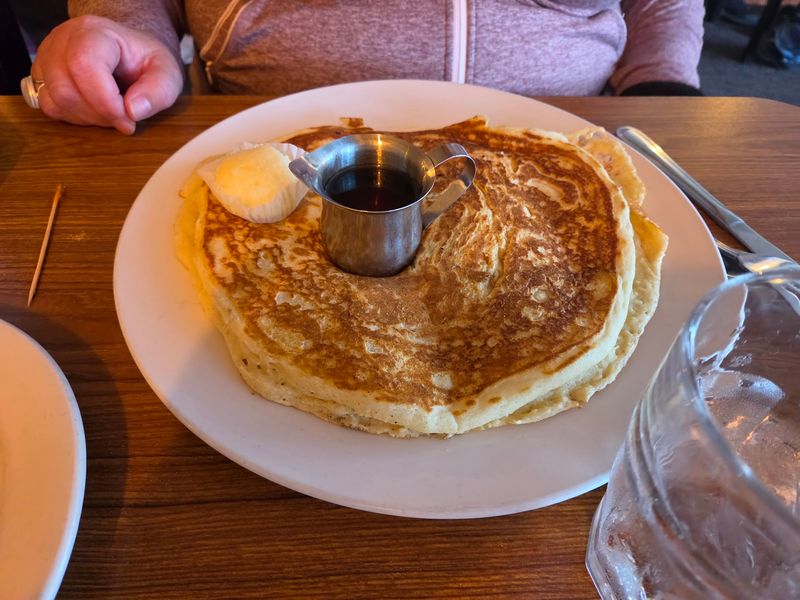 Pancakes Bigger Than Your Head Pancakes Bigger Than Your Head
