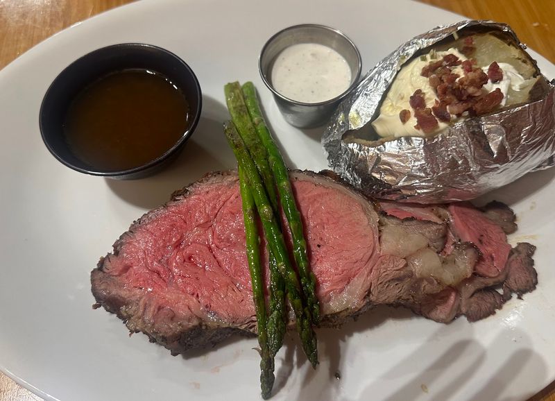 Paniolos Steak & Seafood Bar & Grill, Kihei, HI
