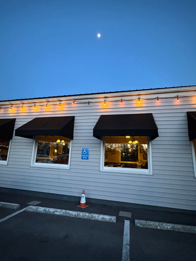 Papa Ron's Pizza & Italian Steakhouse, Monteagle, TN
