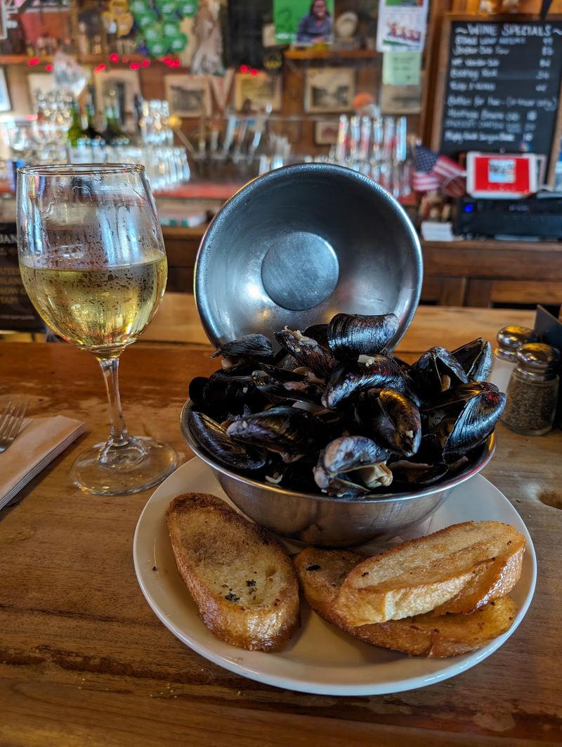 Penn Cove Mussels Steal The Spotlight Penn Cove Mussels Steal The Spotlight
