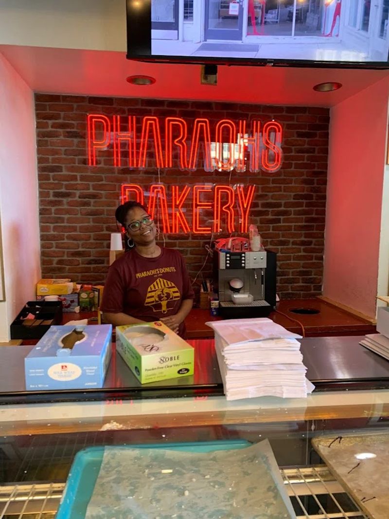Pharaohs Donuts, St. Louis, MO Pharaohs Donuts, St. Louis, MO