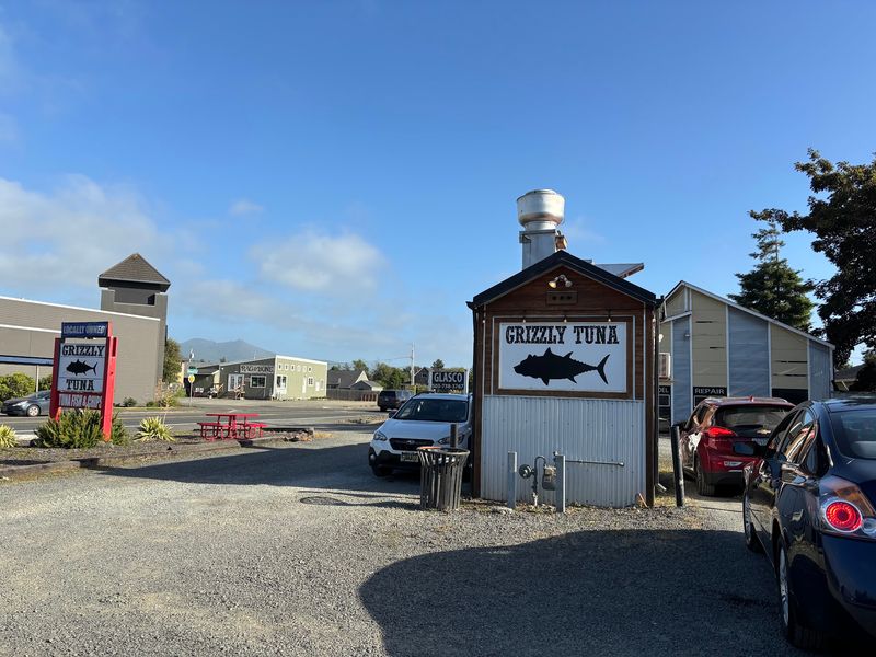 Picnic Tables and Parking by the Road
