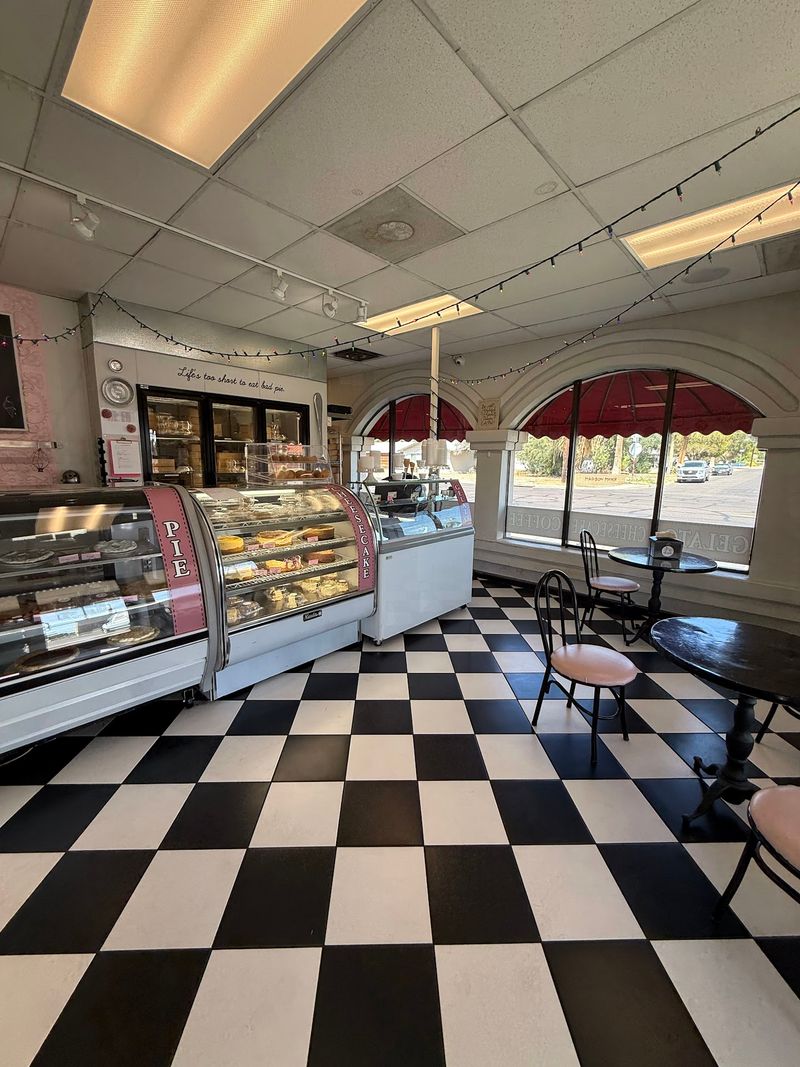 Pie Snob Uptown, Phoenix, AZ Pie Snob Uptown, Phoenix, AZ