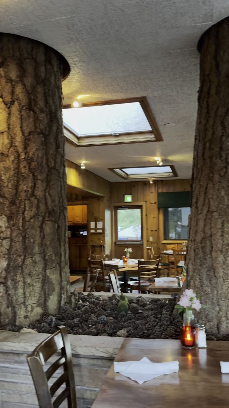 Pine Tavern Restaurant, Bend, OR