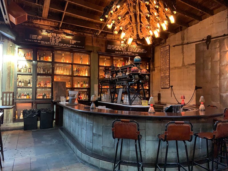 Pizza, Craft Cocktails, and Bar Bites