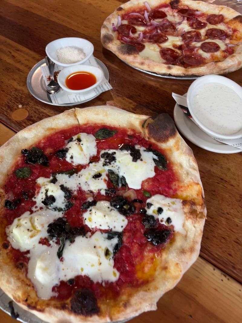 Pizzeria Mercato, Carrboro, NC Pizzeria Mercato, Carrboro, NC