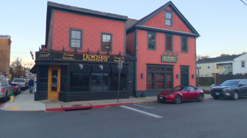 Planning Your Visit to Fourth Street
