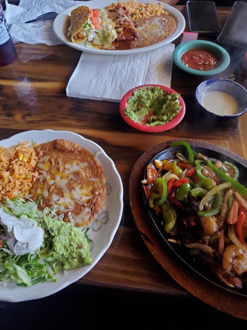 Plates Built For Big Appetites Plates Built For Big Appetites