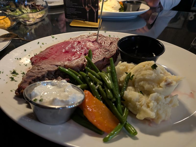 Pop's Uptown Supper Club, Antioch, IL