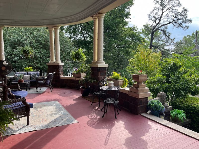Porches, Gardens, and Quiet Corners Porches, Gardens, and Quiet Corners