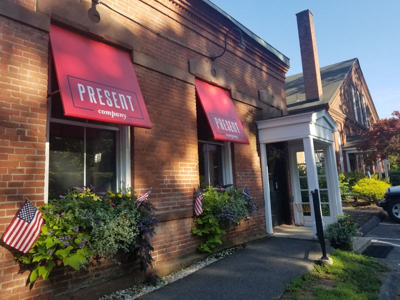 Present Company Restaurant, Tariffville, CT Present Company Restaurant, Tariffville, CT