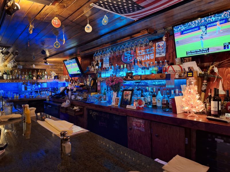 Pub Corner Meets Supper Club