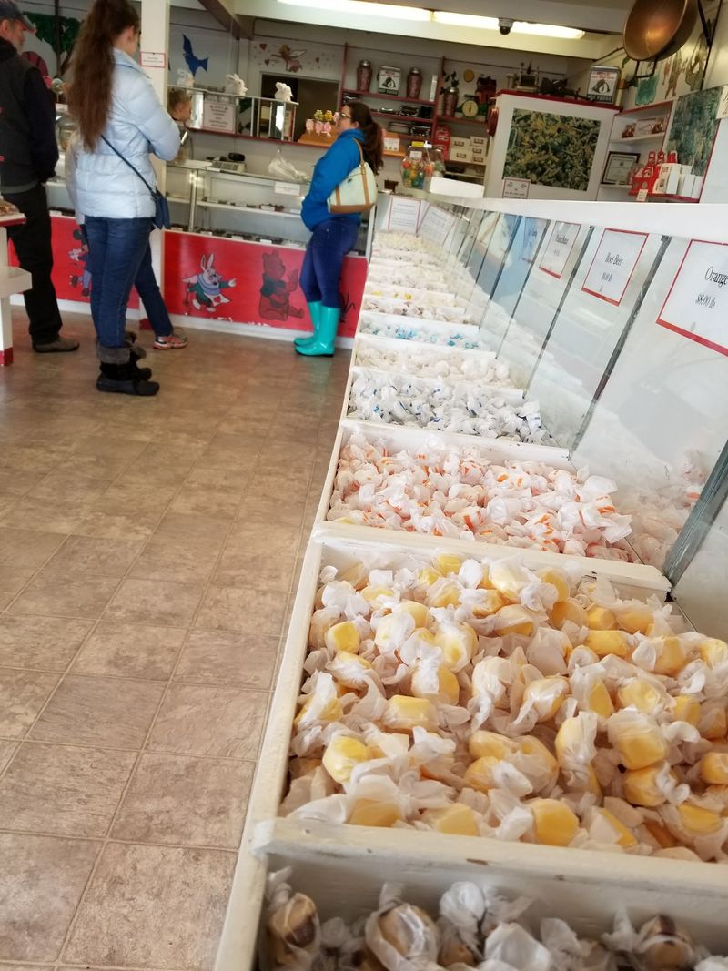 Read's Homemade Candies, Lincoln City, OR