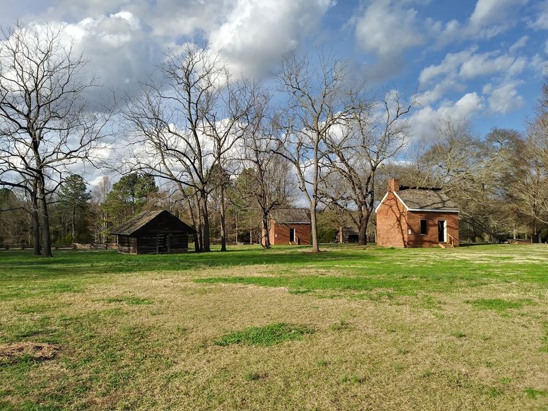 Reenactments That Turn History Into Theater Reenactments That Turn History Into Theater