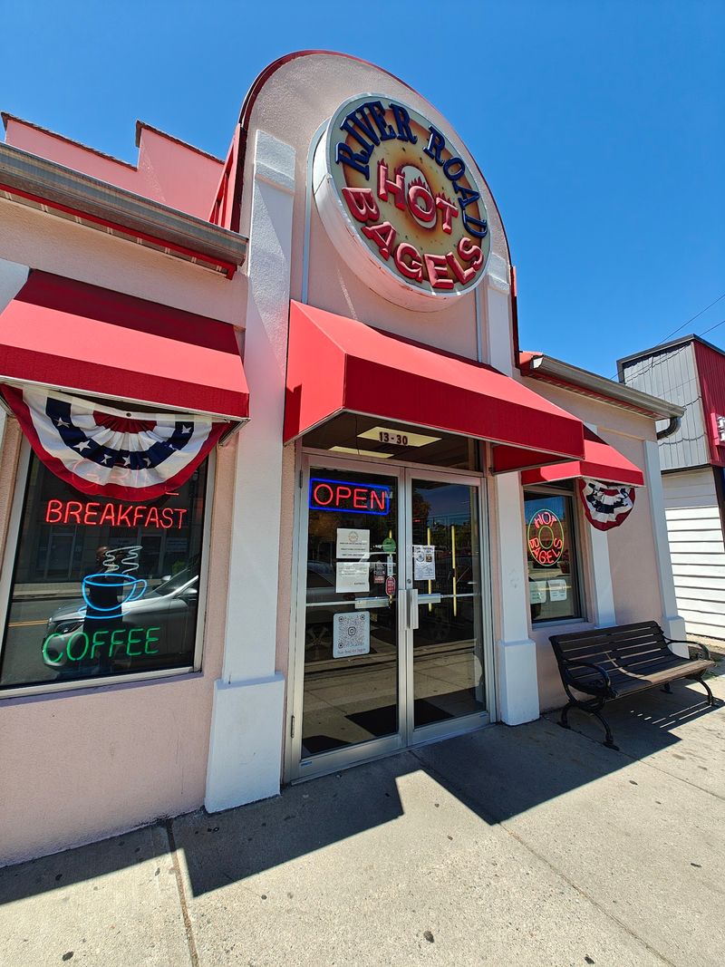 River Road Hot Bagels, Fair Lawn, NJ
