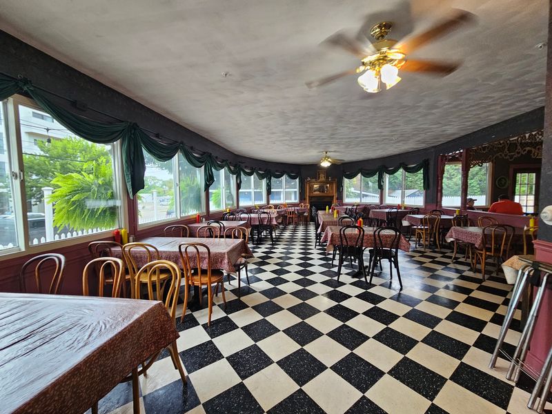 Room for Birthdays and Big Groups Room for Birthdays and Big Groups