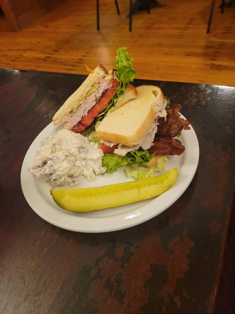 Sandwiches and Light Lunch Options