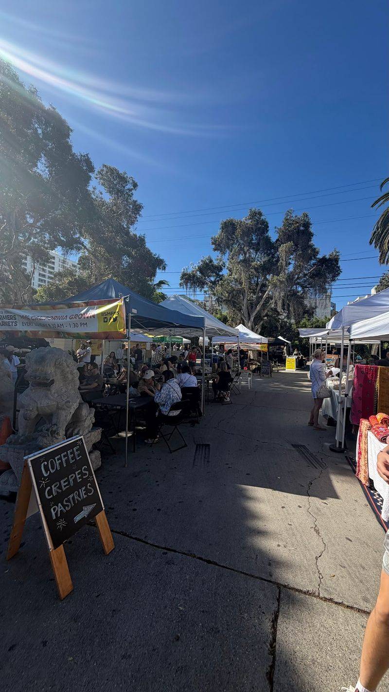 Santa Monica Sunday Main Street Farmers Markets, Santa Monica, CA Santa Monica Sunday Main Street Farmers Markets, Santa Monica, CA