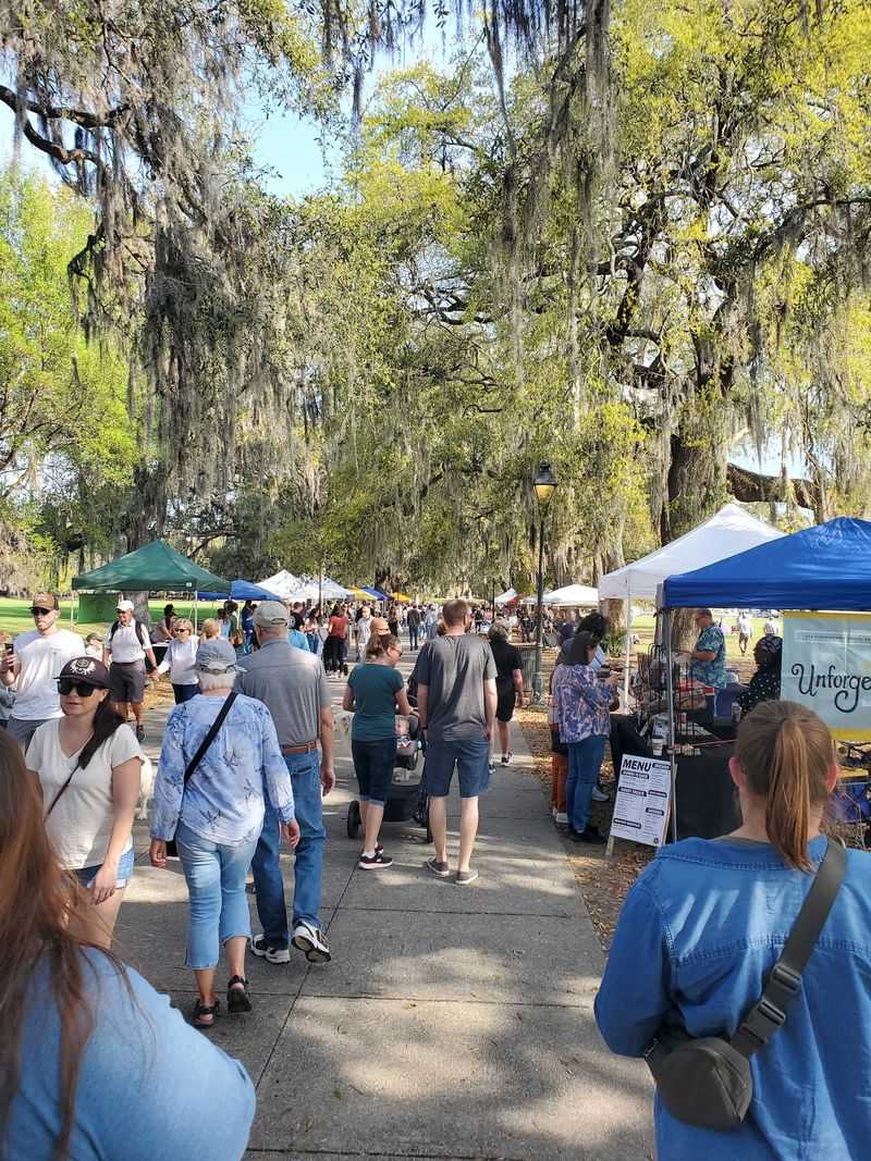 Savannah Farmers Market at Forsyth Park, Savannah, Georgia Savannah Farmers Market at Forsyth Park, Savannah, Georgia