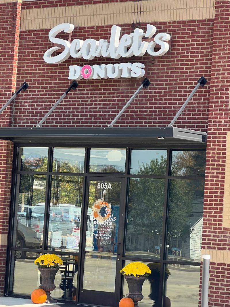 Scarlet's Donuts, New Albany, MS Scarlet's Donuts, New Albany, MS