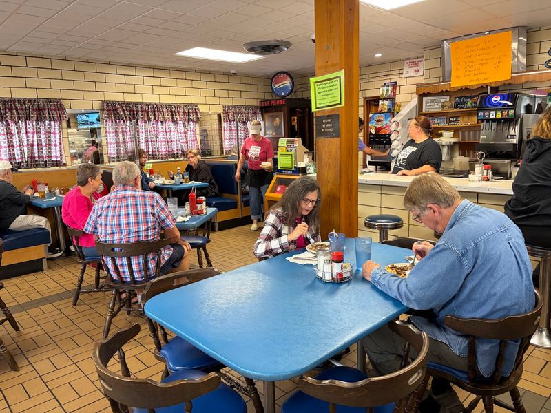 Schmucker's Restaurant, Toledo, OH Schmucker's Restaurant, Toledo, OH