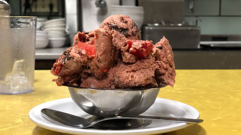 Scoops Big Enough to Make You Pause Scoops Big Enough to Make You Pause
