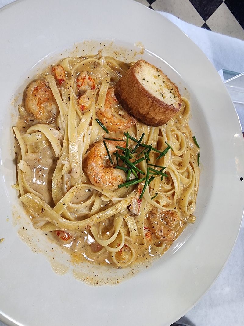 Seafood Plates With A Cajun Twist