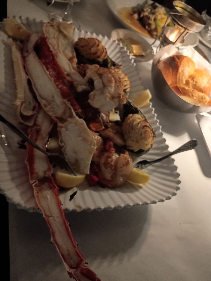Seafood That Holds Its Own Beside the Beef