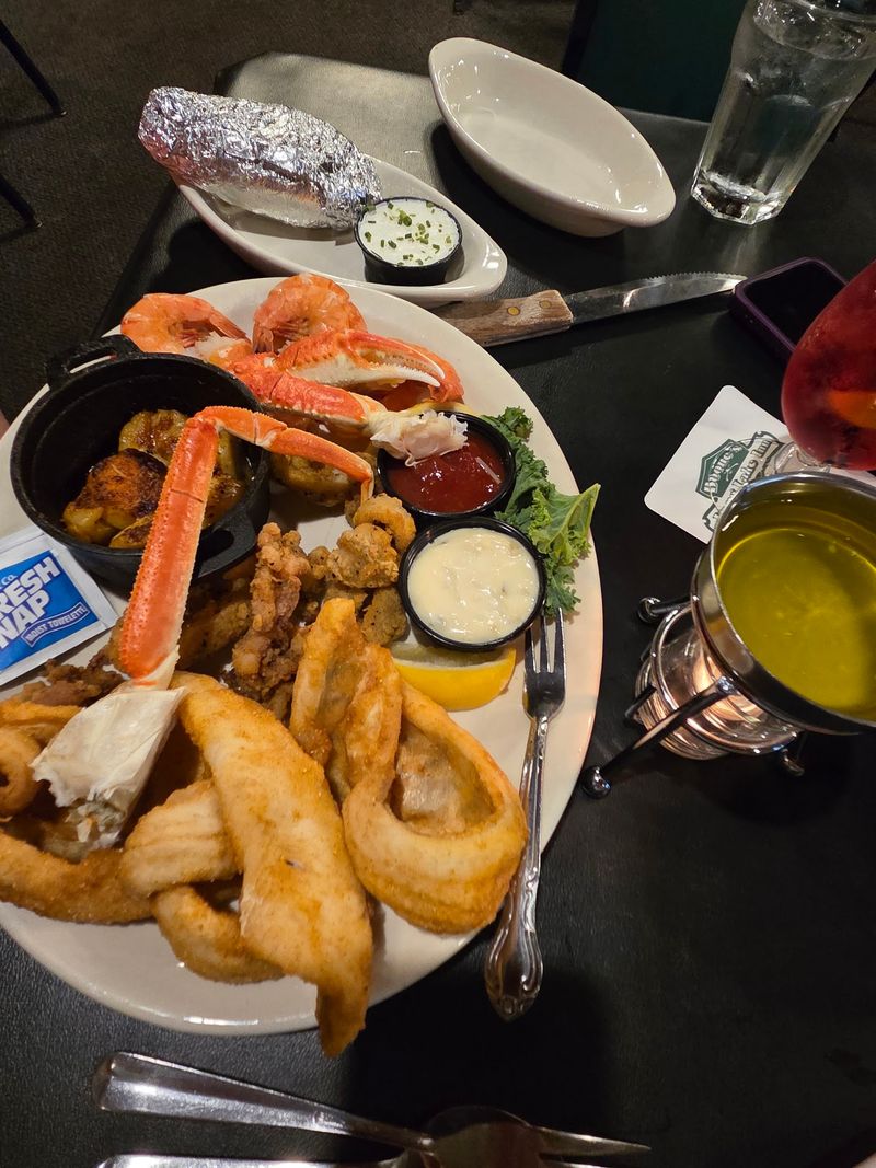 Seafood in a Landlocked Corner