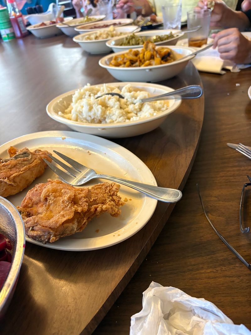 Service That Keeps the Plates Coming
