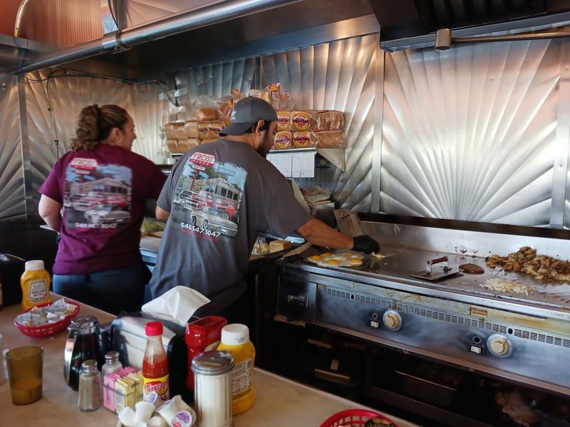 Service That Runs Like a Well-Oiled Machine