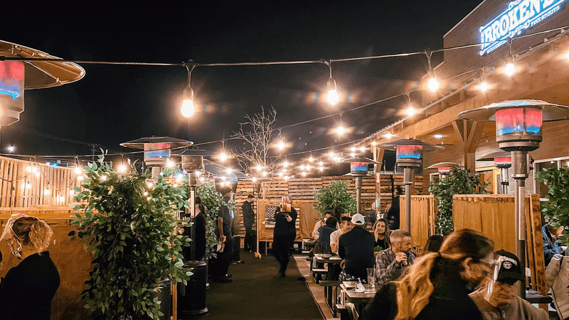 Service That Turns First-Timers Into Regulars Service That Turns First-Timers Into Regulars