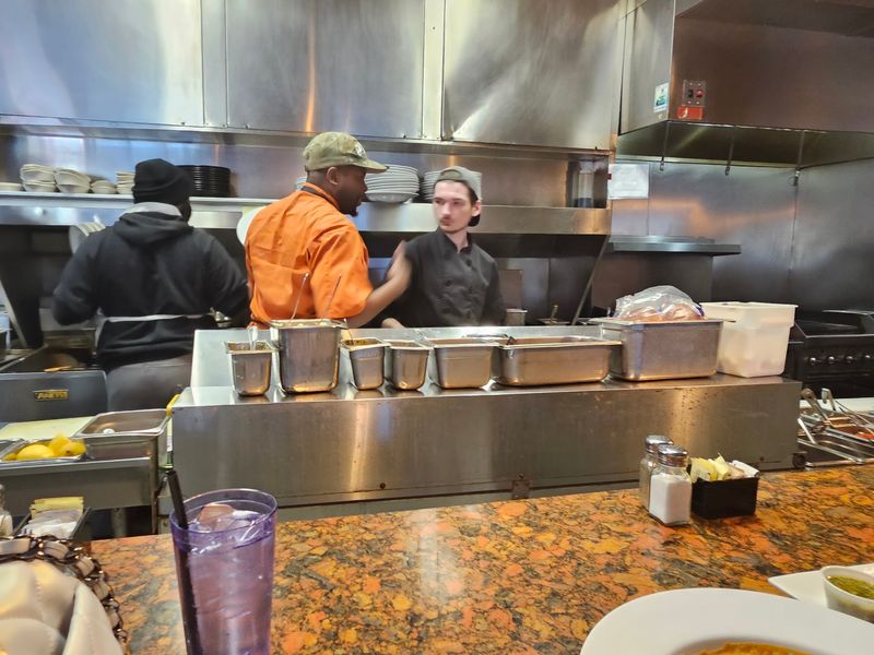 Service That Turns Guests Into Regulars Service That Turns Guests Into Regulars
