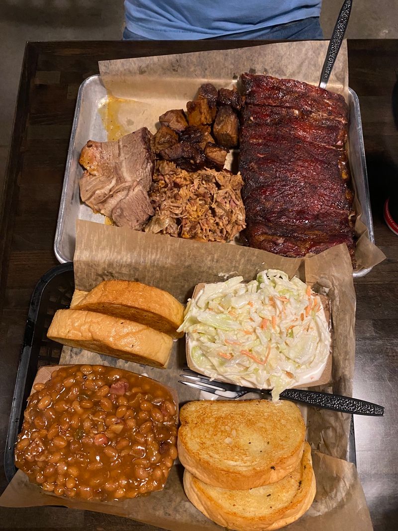 Shigs In Pit BBQ & Brew, Fort Wayne, IN Shigs In Pit BBQ & Brew, Fort Wayne, IN