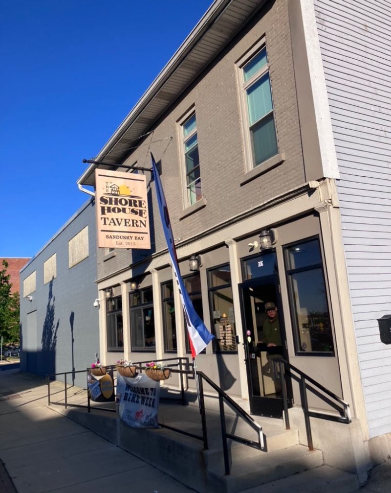 Shore House Tavern, Sandusky, OH Shore House Tavern, Sandusky, OH