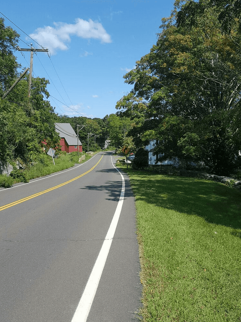 Shoreline Drive on Route 146, Southeastern Connecticut Shoreline Drive on Route 146, Southeastern Connecticut