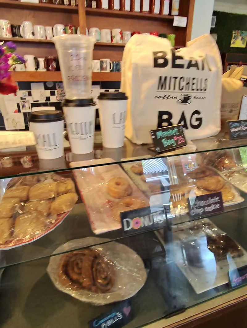 Signature Cups and a Busy Bakery Case