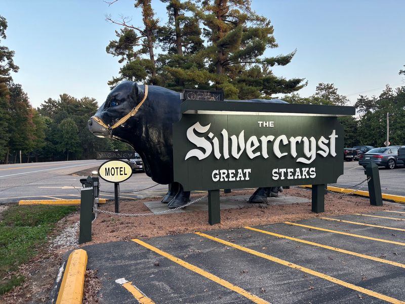 Silvercryst Supper Club Resort & Motel, Wautoma, WI