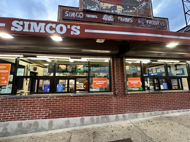 Simco's on the Bridge, Mansfield