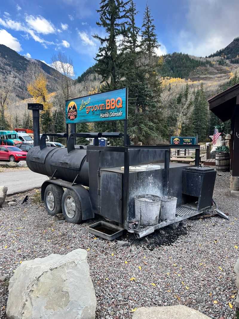 Slow Groovin BBQ, Marble, CO