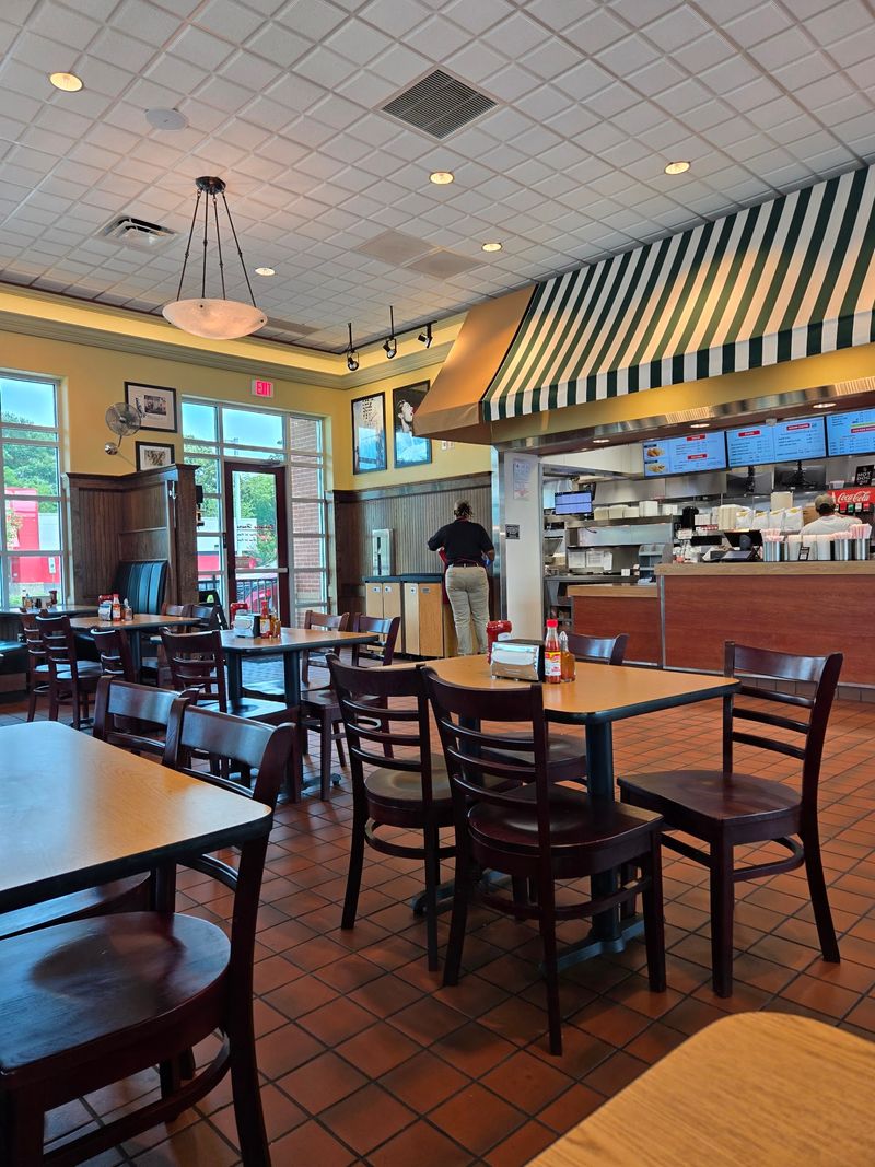 Smithfield's Chicken 'N Bar-B-Q, Smithfield, North Carolina