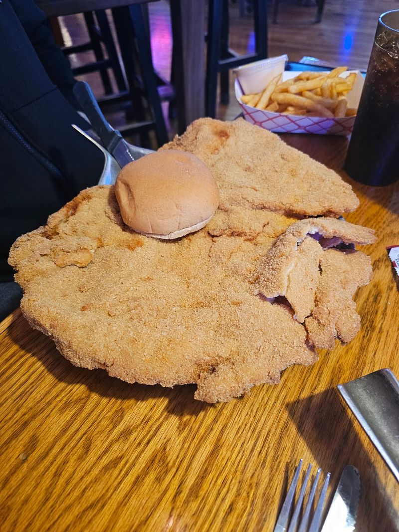 Smitty's Bar & Grill, Leonore, IL