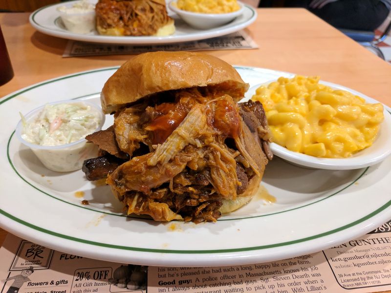 Smoked Chicken And Pulled Pork Worth Noting