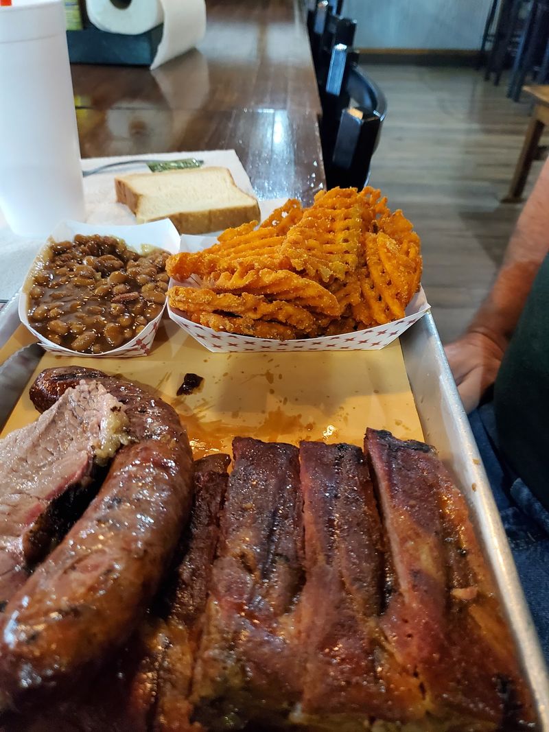 Smoked to the Bone, Iuka, IL