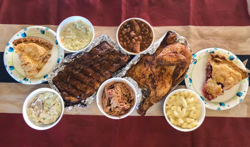 Smokin Coop BBQ Pit, Belvidere, IL