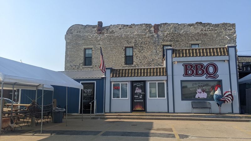 Smokin Willes BBq, Wamego, KS