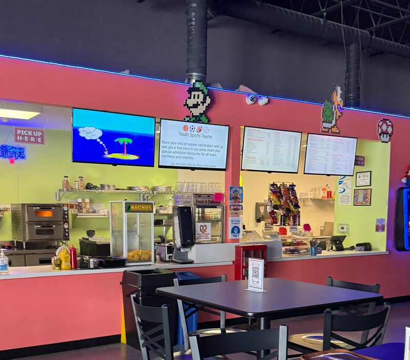 Snack Bar and Sips