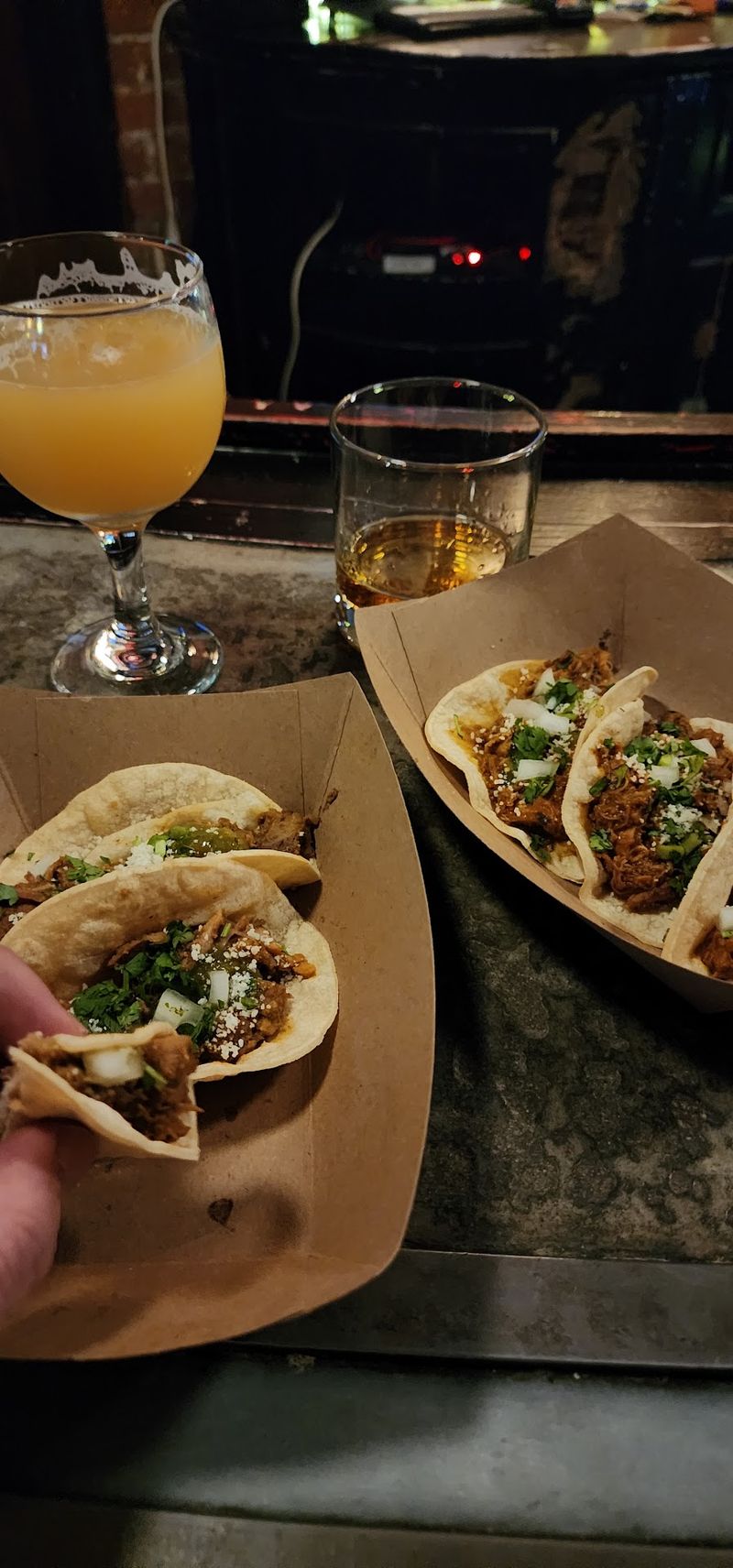 Snacks Between Rounds