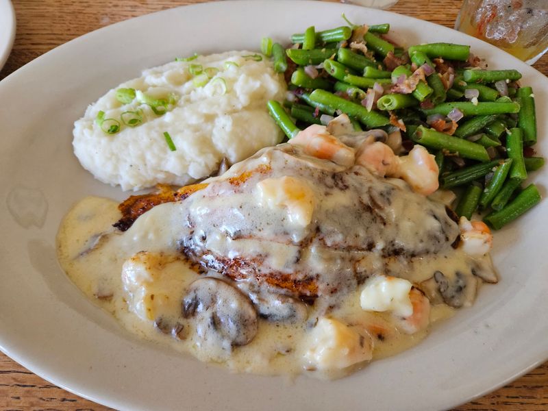 Snapper, Crab Cakes, and Rockefeller Favorites Snapper, Crab Cakes, and Rockefeller Favorites